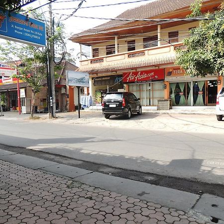 Jesens Inn III Kuta  Bagian luar foto