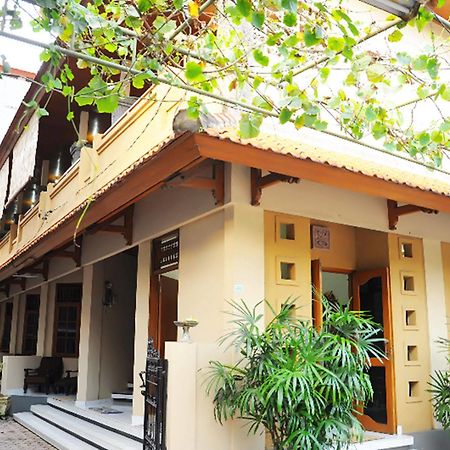 Jesens Inn III Kuta  Bagian luar foto