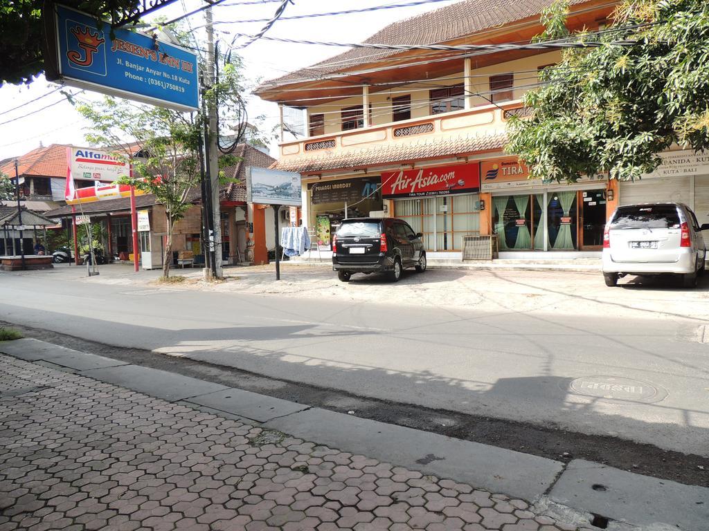 Jesens Inn III Kuta  Bagian luar foto