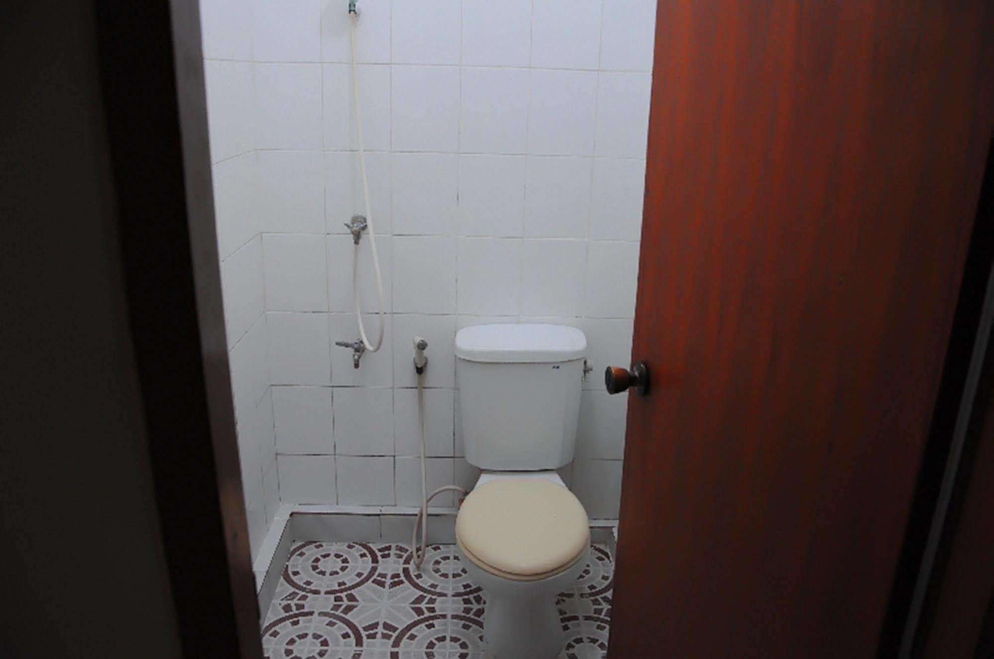 Jesens Inn III Kuta  Bagian luar foto
