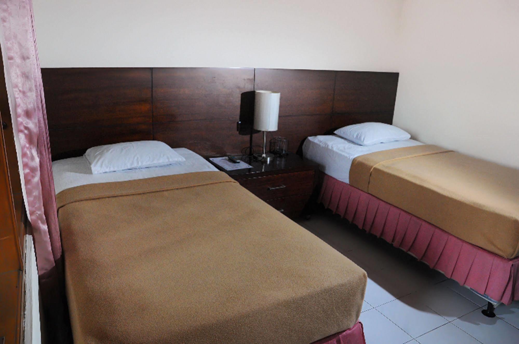 Jesens Inn III Kuta  Bagian luar foto